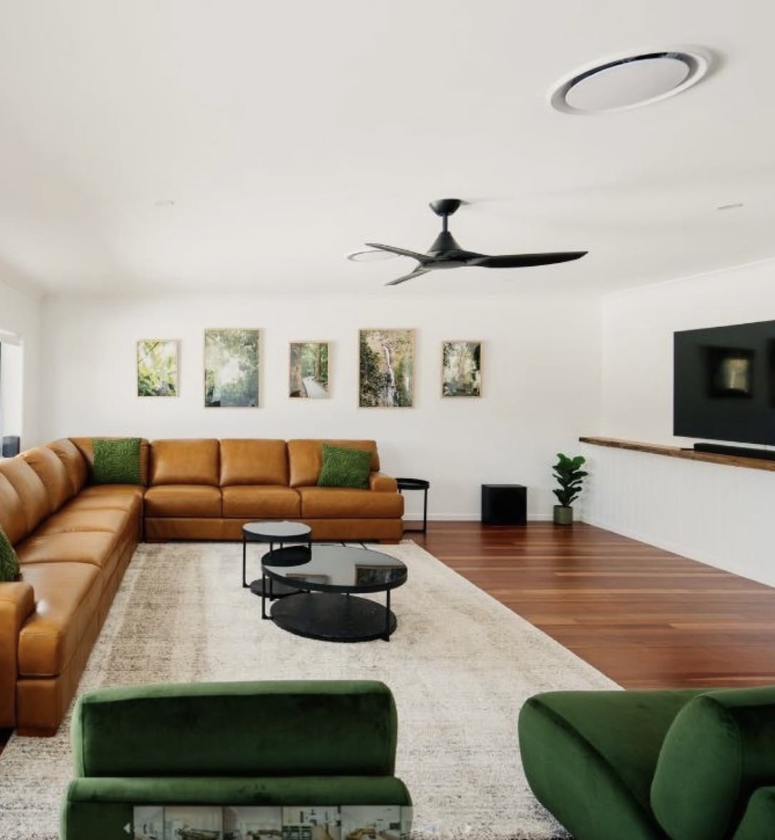 Monty's House lounge